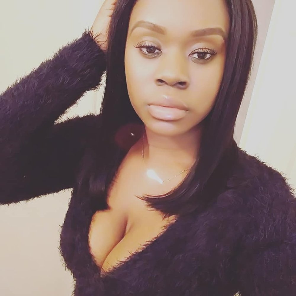 Meet your Posher, Alisha